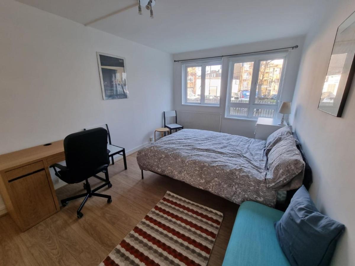 2 Bedroom Apartment In Kentish Town Londra Esterno foto